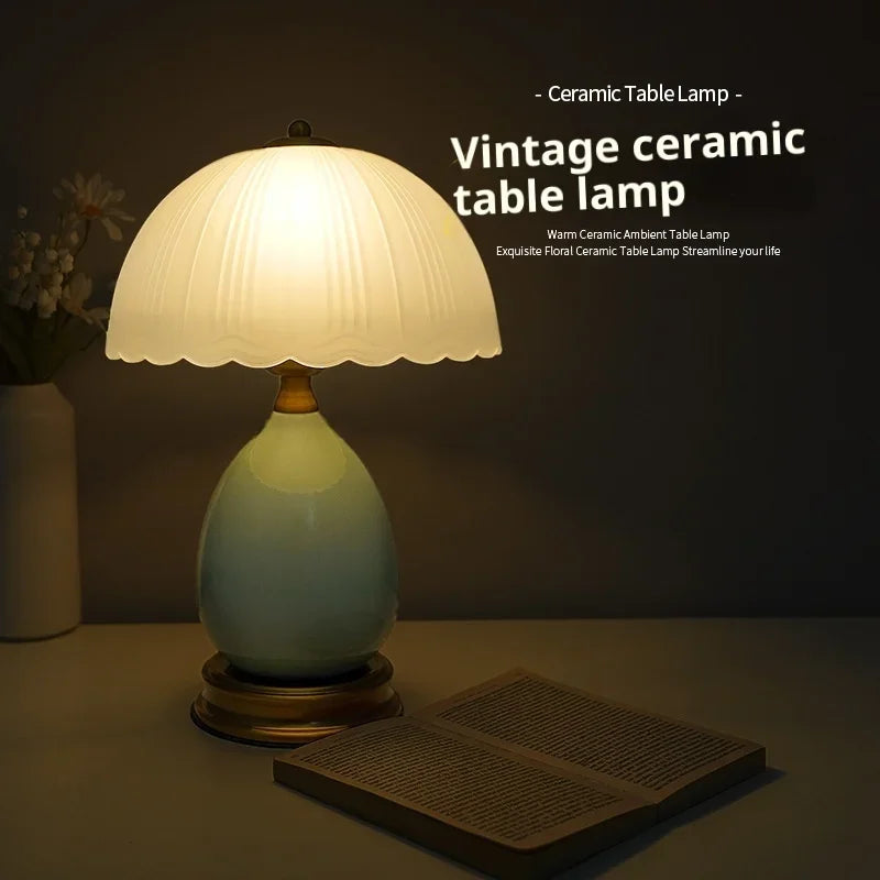 Nordic Retro Ice Crack Desk Lamp High-end Bedroom Bedside Lamp Dormitory Desk Study American Desk Lamp Light Luxury Creativity